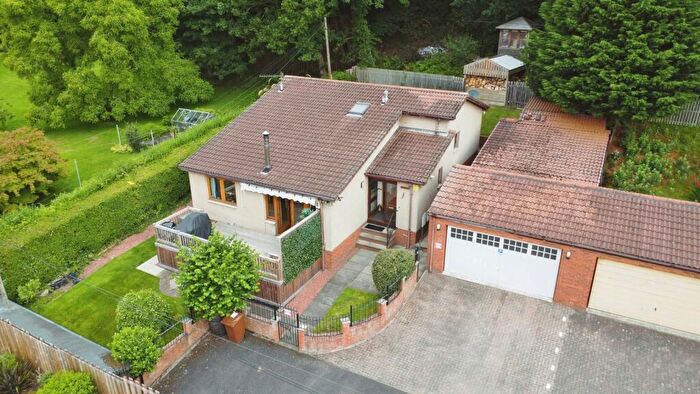 4 Bedroom Bungalow For Sale In Forthbank Place, Low Valleyfield, Dunfermline, Fife, KY12