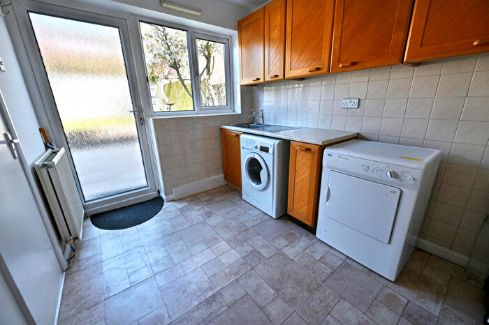 5 Bedroom Detached House For Sale In Throstle Nest Way, Brailsford, DE6
