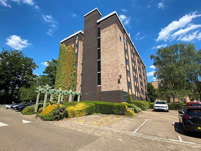 Studio To Rent In Manhattan Drive, Cambridge, CB4