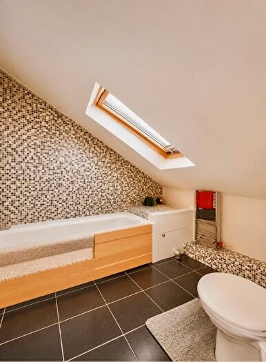 4 Bedroom Maisonette To Rent In Grafton Road, Acton, W3