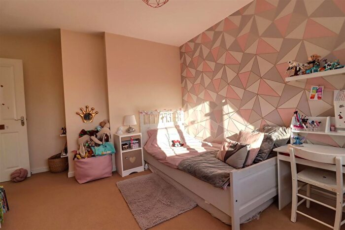 3 Bedroom Semi-Detached House For Sale In Lucius Walk, Caistor, LN7