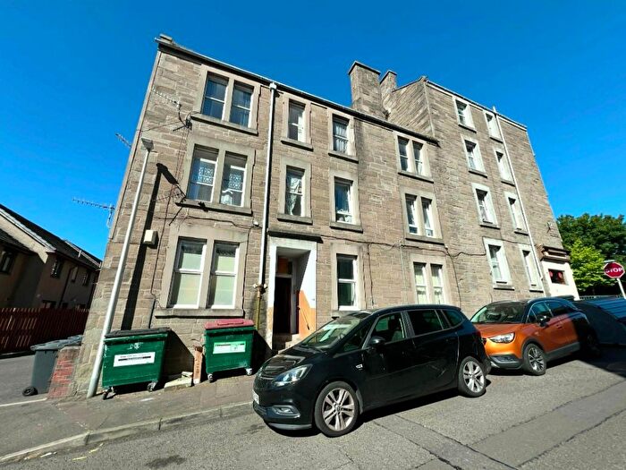 1 Bedroom Flat To Rent In Rosebank Street, Dundee, DD3
