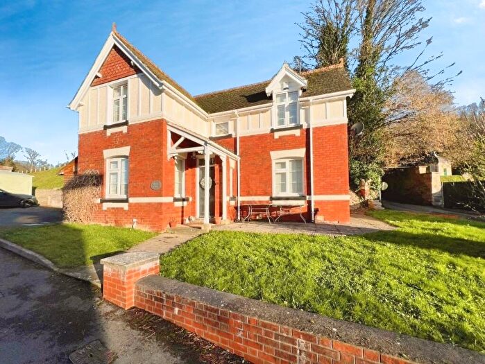 2 Bedroom Detached House For Sale In Drake Lane, Dursley, GL11