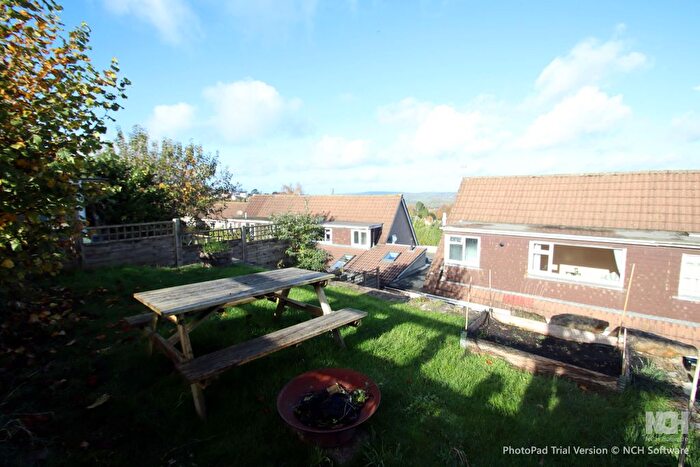 3 Bedroom Semi-Detached House For Sale In The Score, Blagdon, Bristol, BS40