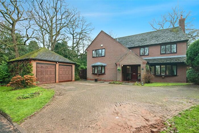 4 Bedroom Detached House For Sale In Purshall Close, Redditch, Worcestershire, B97