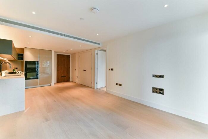 1 Bedroom Flat To Rent In Cassini Apartments, White City, W12
