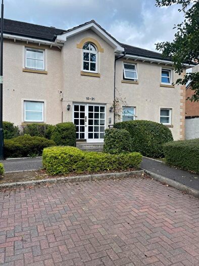 2 Bedroom Flat To Rent In Claycrofts Place, Stiring, FK7