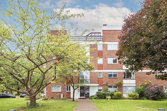 1 Bedroom Flat For Sale In Hanger Vale Lane, Ealing, W5