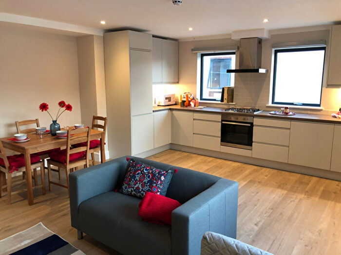 1 Bedroom Apartment To Rent In The Courtyard, New North Road, Exeter, EX4