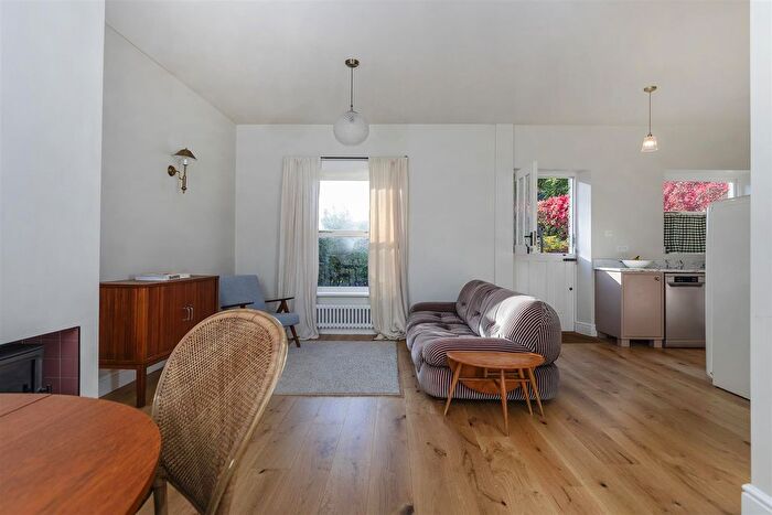 2 Bedroom Semi-Detached Bungalow For Sale In Buckden Road, Edgerton, Huddersfield, HD3