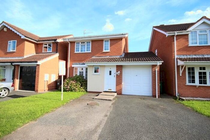 3 Bedroom Detached House To Rent In Meadowbank Drive, St Johns, Worcester, WR2