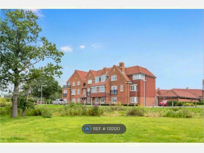 2 Bedroom Flat To Rent In Millpond Lane, Faygate, Horsham RH12