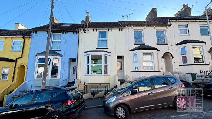 4 Bedroom Terraced House For Sale In Mount Pleasant Road, Folkestone, Kent, CT20