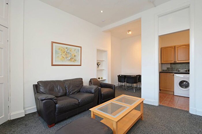 1 Bedroom Flat For Sale In Smithfield Street, Gorgie, Edinburgh, EH11