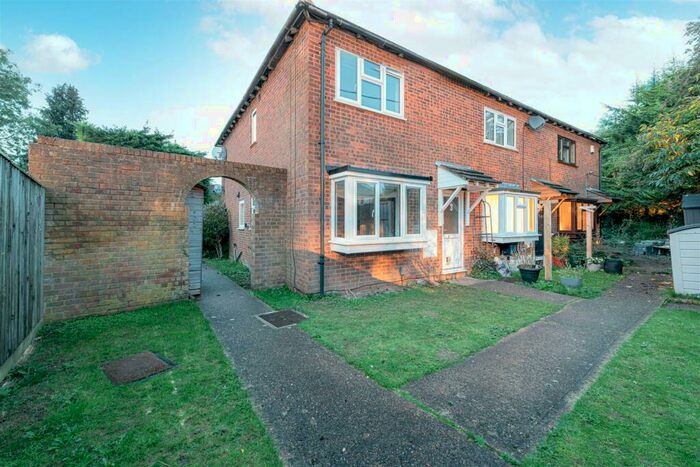 1 Bedroom House To Rent In Rutland Avenue, High Wycombe, HP12