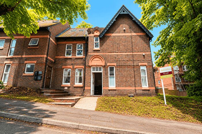 1 Bedroom Flat To Rent In Crescent Rise, LU2