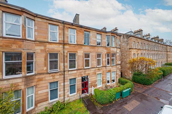 2 Bedroom Apartment For Sale In Kenmure Street, Pollokshields, G41