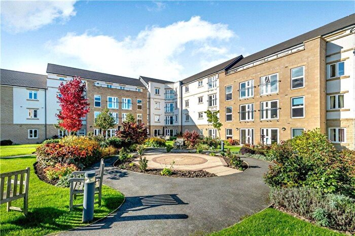 1 Bedroom Apartment For Sale In Railway Road, Ilkley, West Yorkshire, LS29