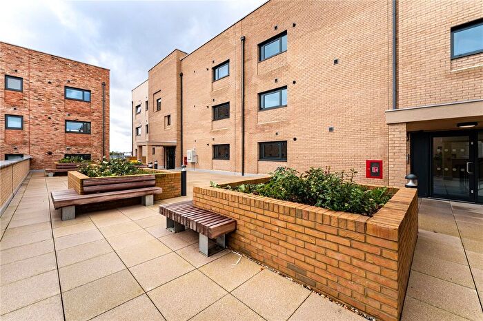 2 Bedroom Flat To Rent In Evolution Court, Cambridge, Cambridgeshire, CB3