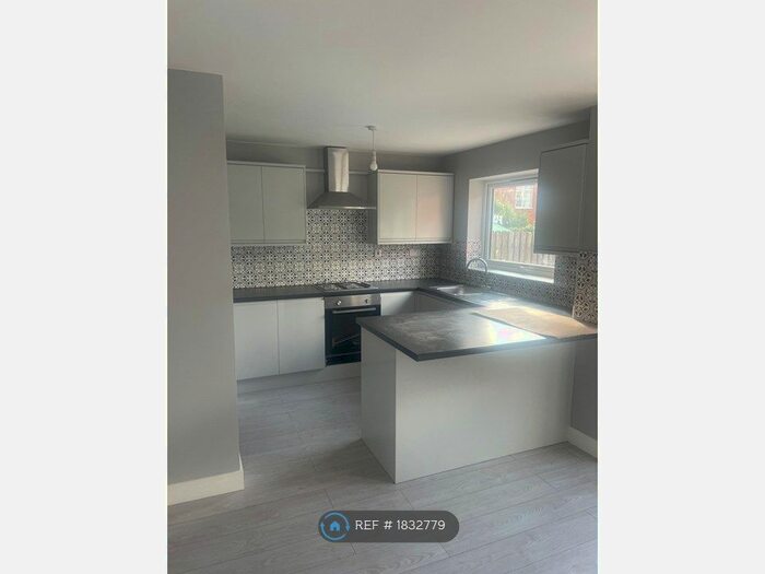 3 Bedroom Terraced House To Rent In Kings Heath, Birmingham, B14