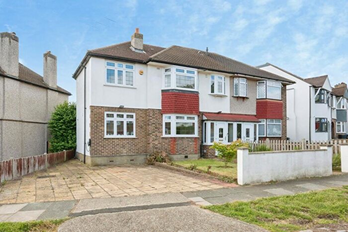 5 Bedroom Semi Detached House For Sale In Thurleston Avenue, Morden, SM4