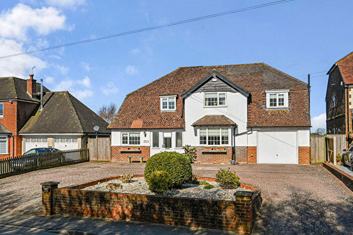 4 Bedroom Detached House For Sale In Stone Street Lympne, CT21