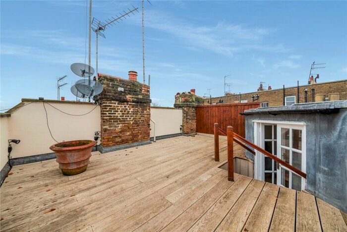 2 Bedroom Terraced House To Rent In Ifield Road, London, SW10