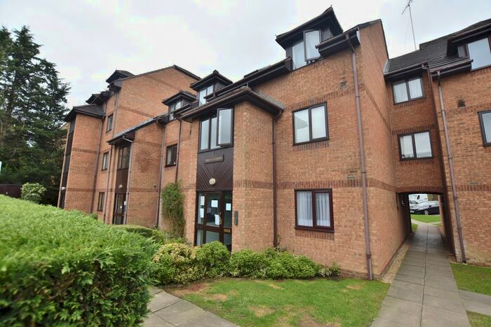 1 Bedroom Flat To Rent In Rickmansworth Road, Watford, WD18