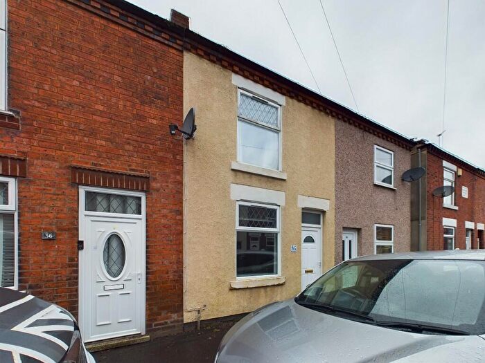 2 Bedroom Terraced House To Rent In Victoria Street, Ripley, Derbyshire, DE5