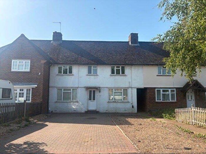 4 Bedroom Terraced House For Sale In Burwood Road, Hersham, Walton-on-Thames, Surrey, KT12