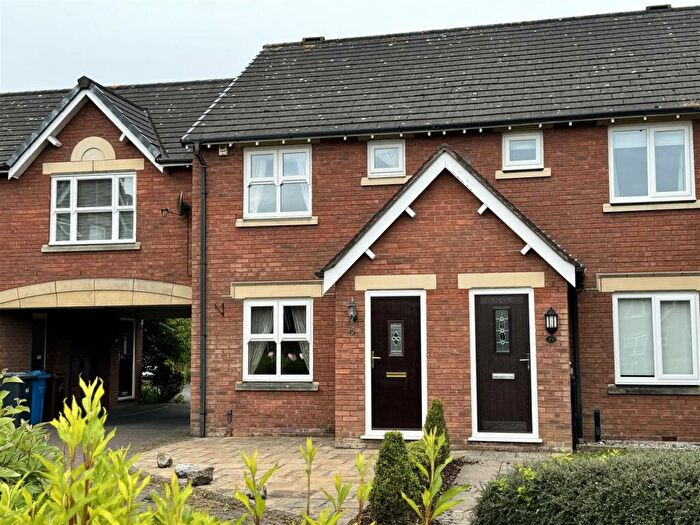 2 Bedroom Mews For Sale In West Cliffe, Lytham, FY8