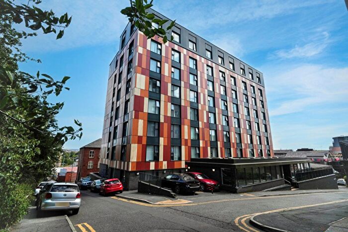 1 Bedroom Flat For Sale In Cardinal Court, Scholes Street, Oldham, OL1