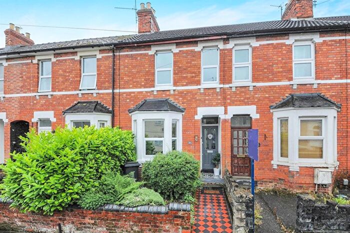 2 Bedroom House To Rent In Dixon Street, Swindon, SN1