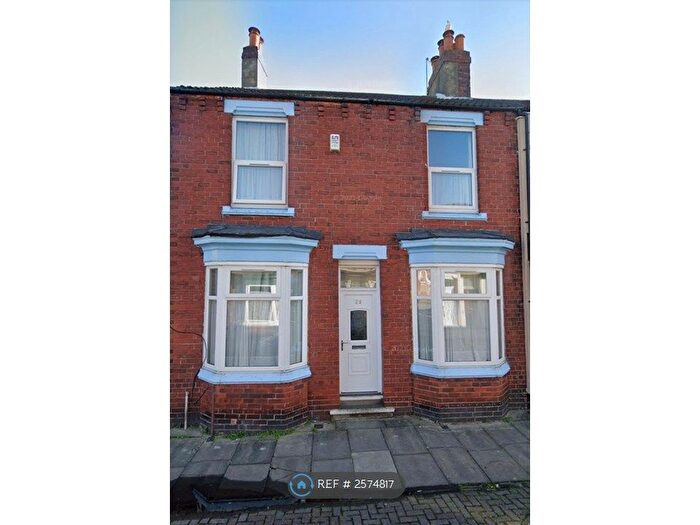 5 Bedroom End Of Terrace House To Rent In Craven Street, Middlesbrough, TS1