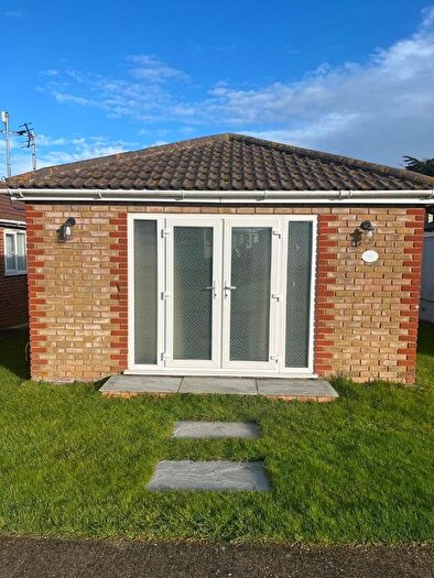 2 Bedroom Chalet For Sale In Park Avenue, Leysdown, Kent, ME12
