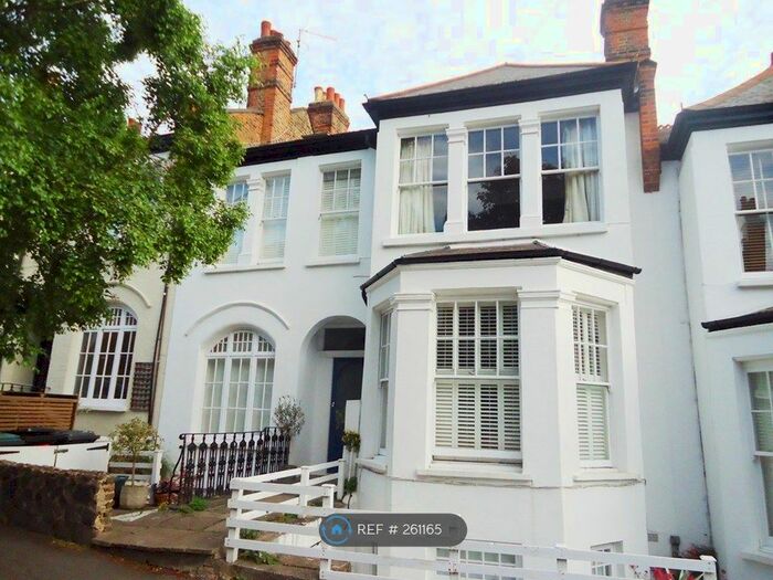 2 Bedroom Flat To Rent In Woodland Gardens, London, N10