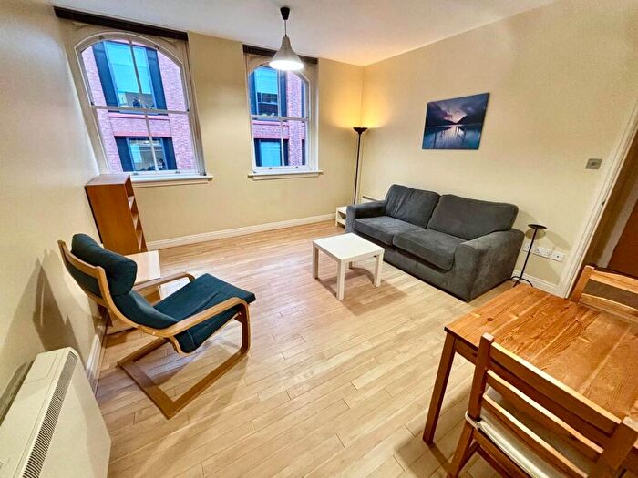 1 Bedroom Apartment To Rent In George Street, Birmingham, B3