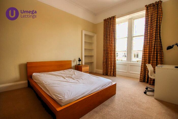 3 Bedroom Flat To Rent In Arden Street, Marchmont, Edinburgh, EH9