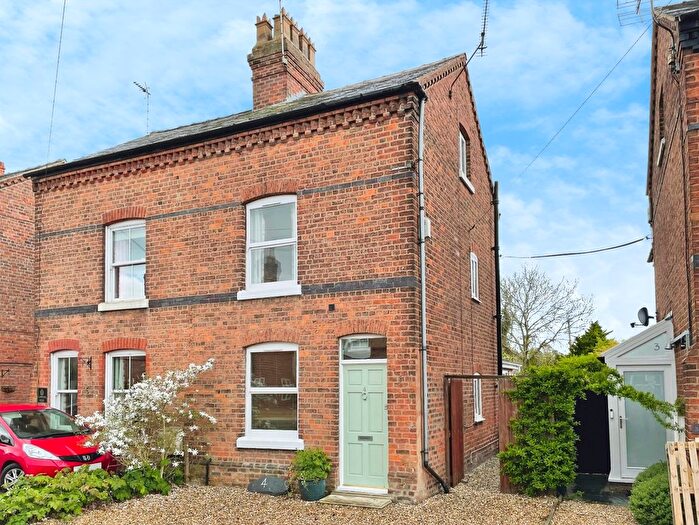 2 Bedroom Semi-Detached House For Sale In Ash Bank, Pipers Ash, Guilden Sutton, Chester, CH3