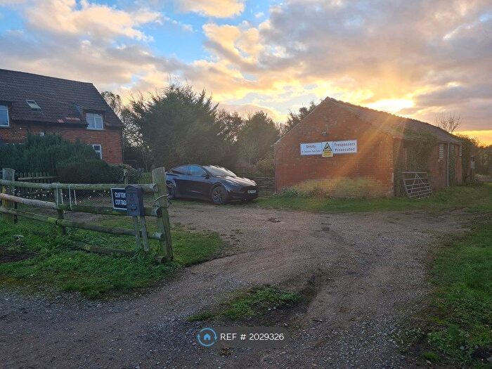 4 Bedroom Semi-Detached House To Rent In Dunsmore Stud, Clifton Upon Dunsmore, Rugby, CV23