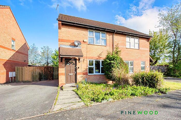 2 Bedroom Semi-Detached House For Sale In Bradbourne Close, Staveley, S43