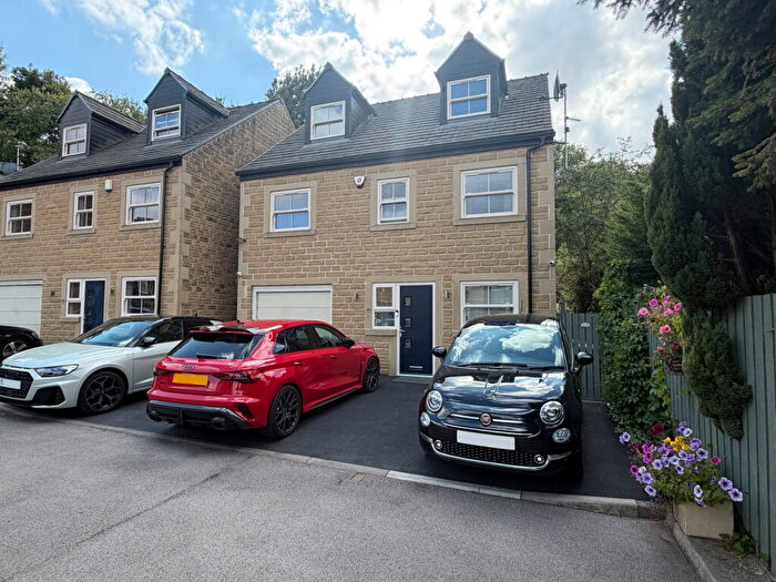 5 Bedroom Detached House For Sale In Wentworth Court, Penistone, Sheffield, S36