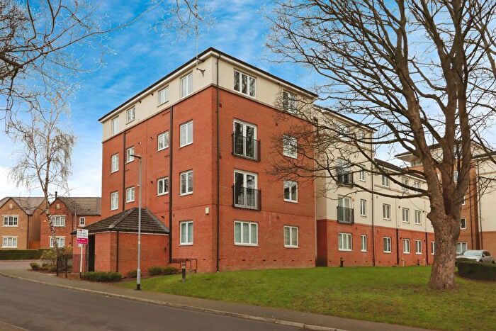 1 Bedroom Flat For Sale In Ash Court, Leeds, LS14