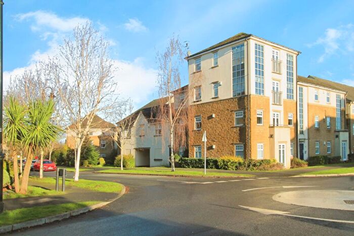 2 Bedroom Apartment To Rent In High Royds Drive, West Yorkshire, Menston, LS29