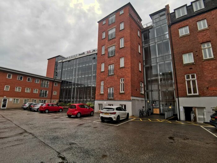 2 Bedroom Flat To Rent In The Royal, Wilton Place, Salford, M3