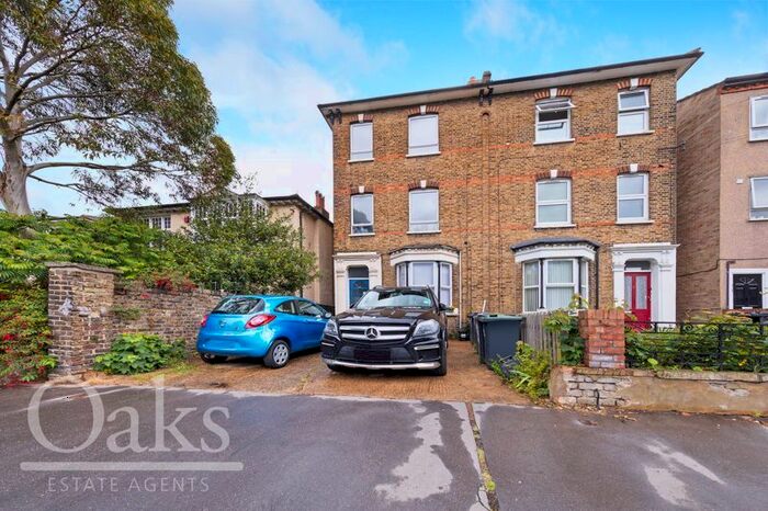 1 Bedroom Flat To Rent In Clyde Road, Addiscombe, Croydon, CR0