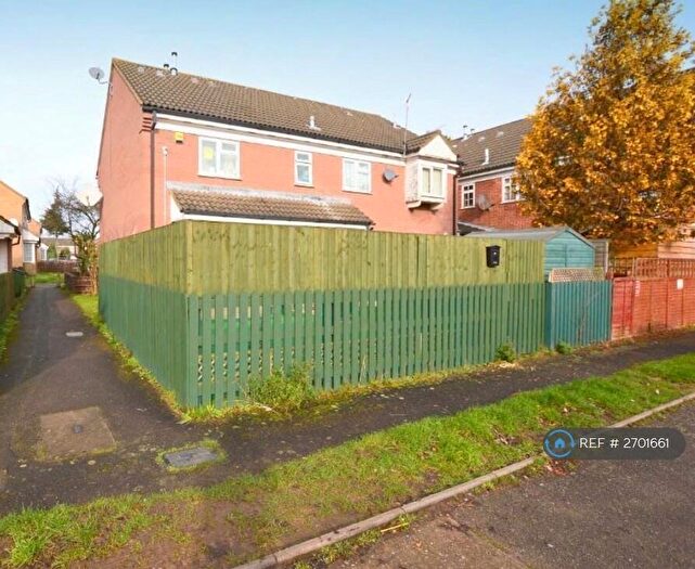 2 Bedroom End Of Terrace House To Rent In Ellenhall Close, Luton, LU3