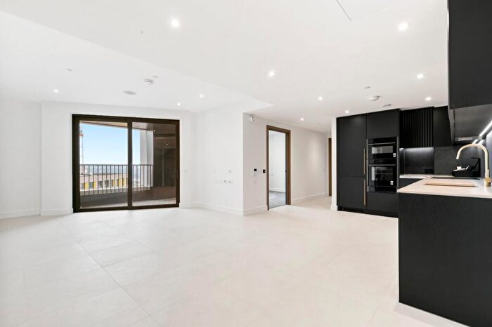 3 Bedroom Flat To Rent In One Linear Place, Nine Elms, SW11