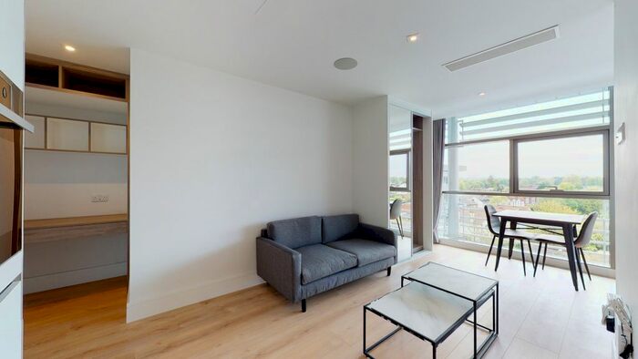 Studio To Rent In Station Road, Addlestone, KT15