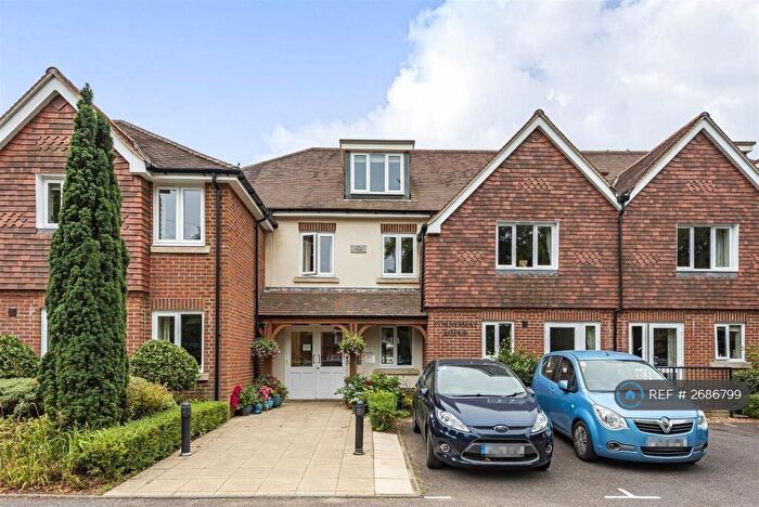 1 Bedroom Flat To Rent In Cornerway Lodge, Hindhead, GU26